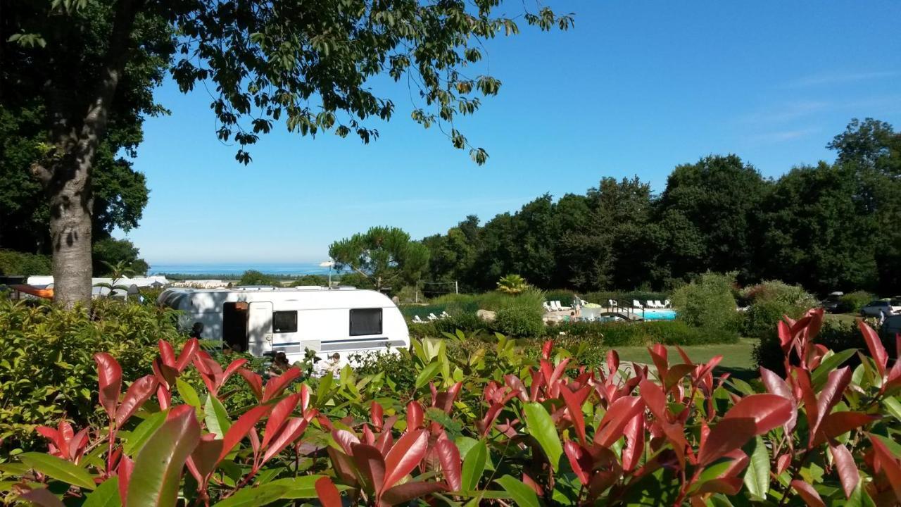 Camping Le Balcon De La Baie Saint-Marcan Luaran gambar